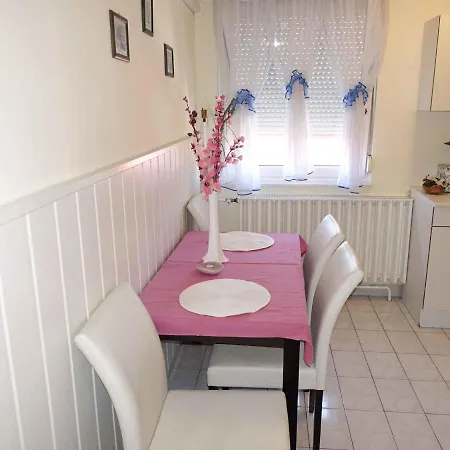 In - Balaton 40755 Holiday home Gyenesdias