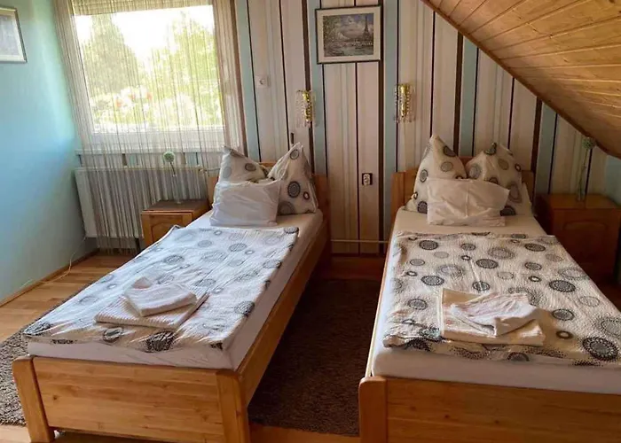 In - Balaton 40755 Gyenesdias